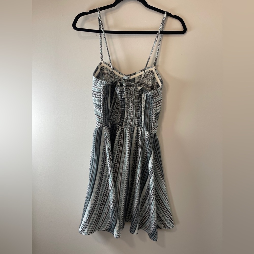 Aeropostale Womens Dress Size S Petite Green Aztec Print Spaghetti Strap Mini - Picture 5 of 11